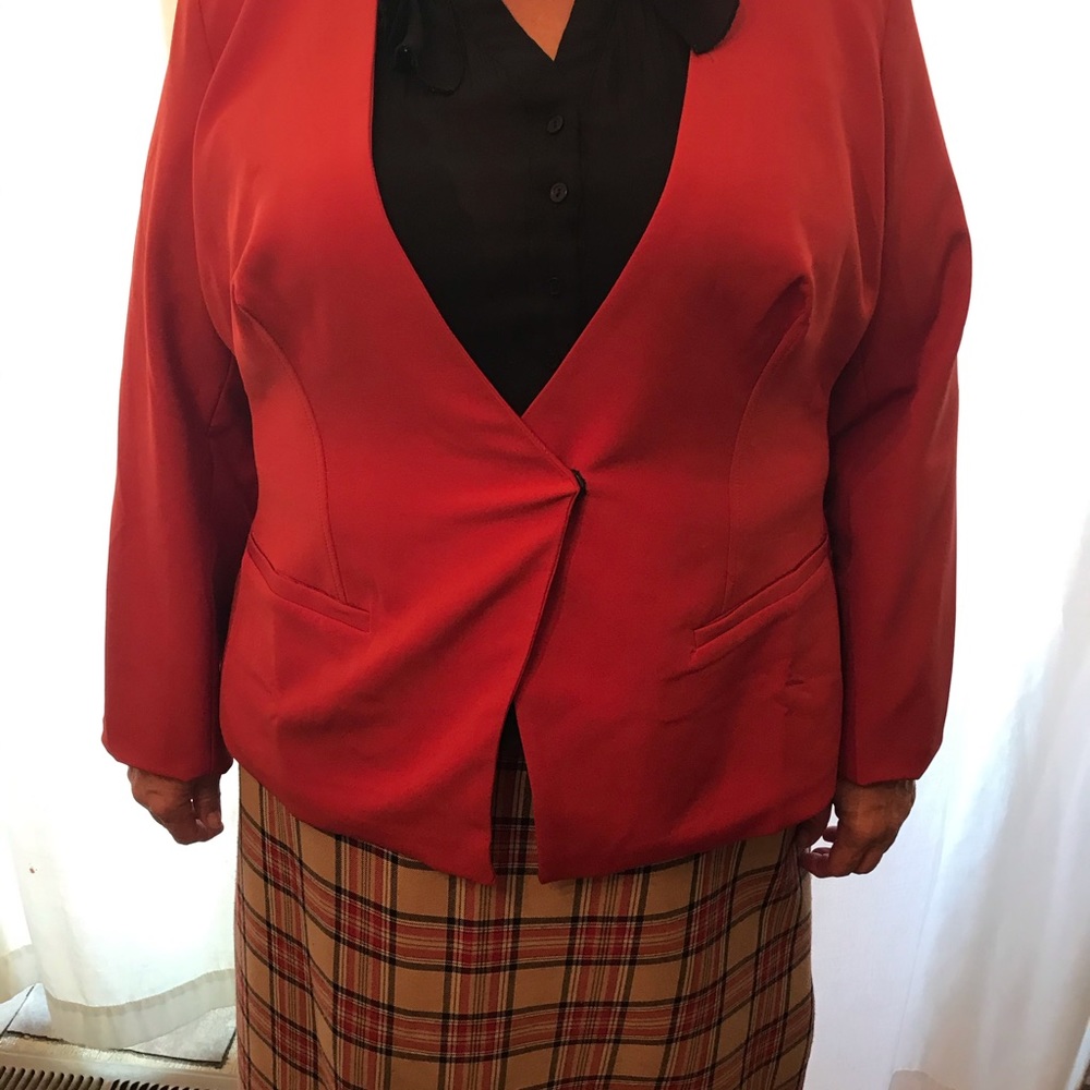 Jacket - Picture 3 of 4